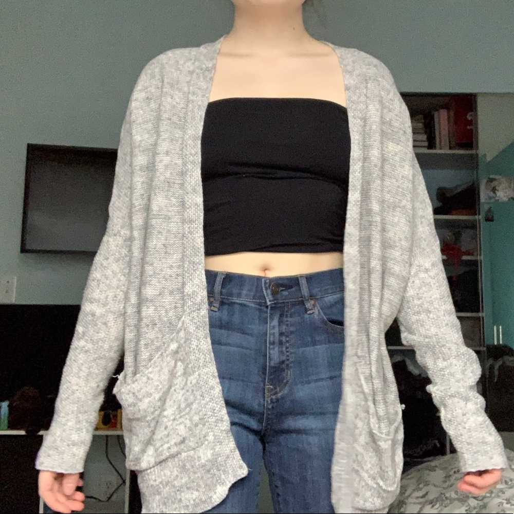 AE Cardigan